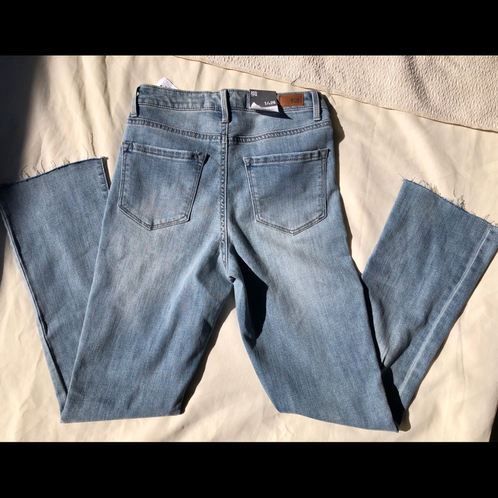 Tillys RSQ Sydney cropped flare jeans 25 waist